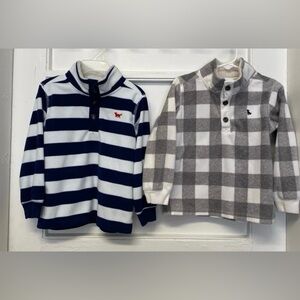 Carter’s Boys Long Sleeved  fleece Shirt bundle of 2 size 4T smoke pet free